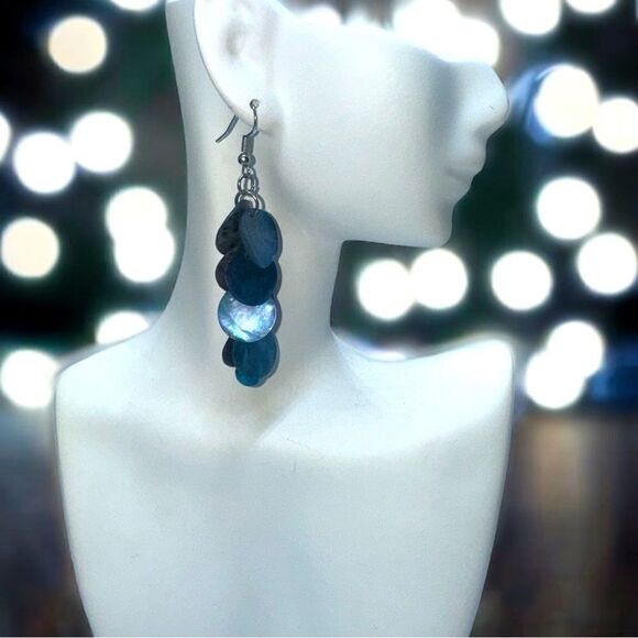 Vintage l Seashell Dangle Earrings l 3” l Blue/Orange l Hook l EUC - Picture 9 of 12